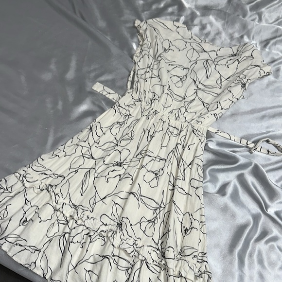 FLORAL DRESS - Picture 2 of 2